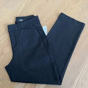 Old Navy High Rise “Pixie Straight” pants